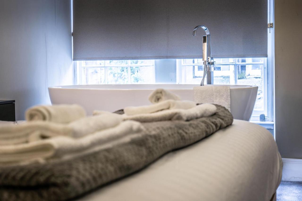 Luxury Royal Mile Boutique 2Bedroom Apartment Edinburgh Luaran gambar