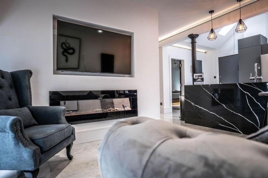 Luxury Royal Mile Boutique 2Bedroom Apartment Edinburgh Luaran gambar