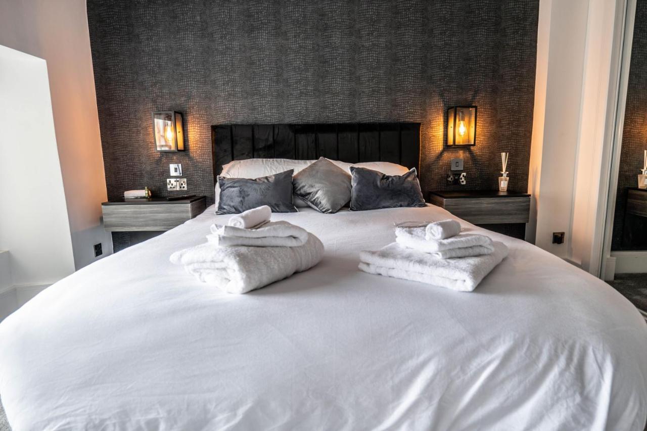 Luxury Royal Mile Boutique 2Bedroom Apartment Edinburgh Luaran gambar